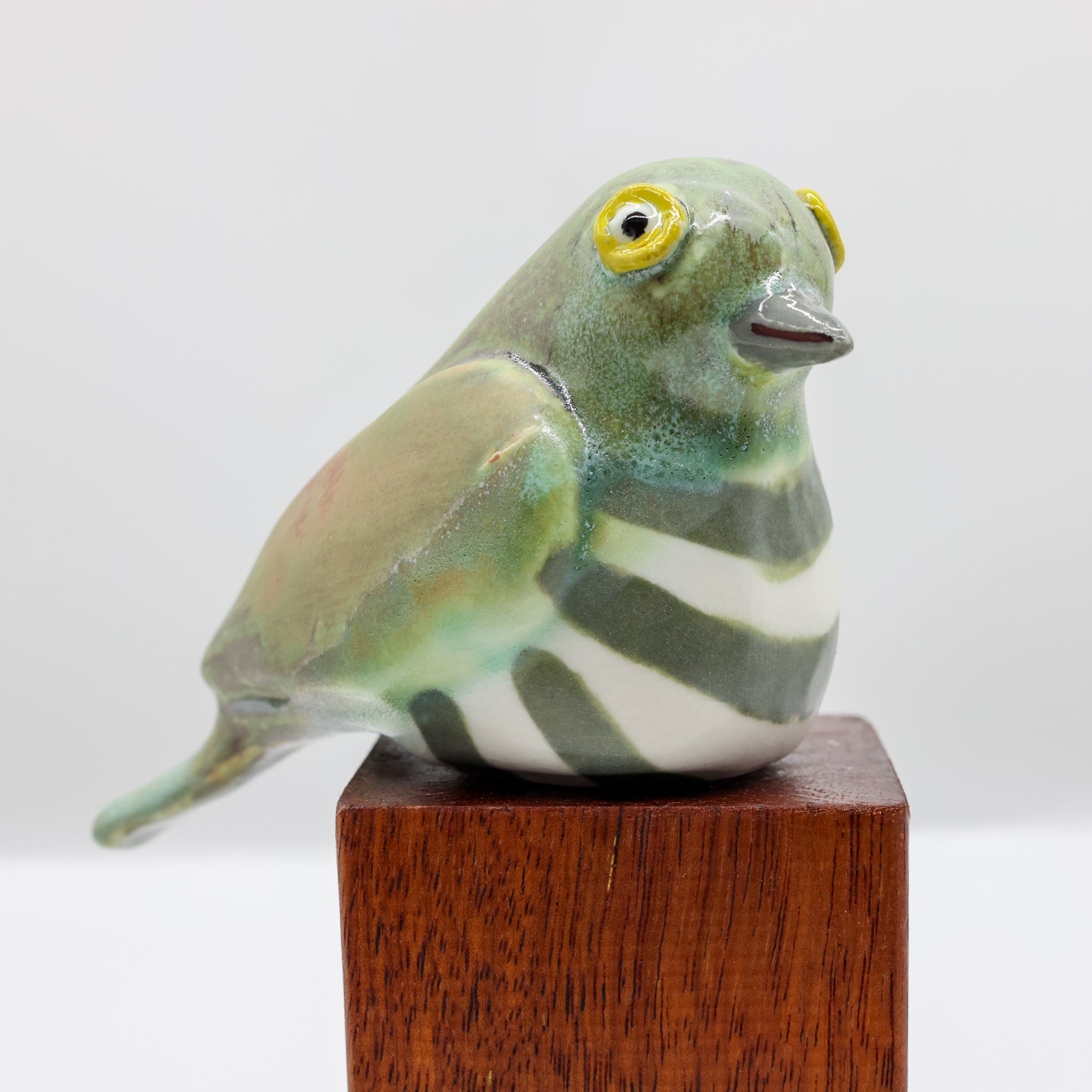 Pīpīwharauroa (shining cuckoo) ceramic sculpture handcrafted in Arrowtown, New Zealand