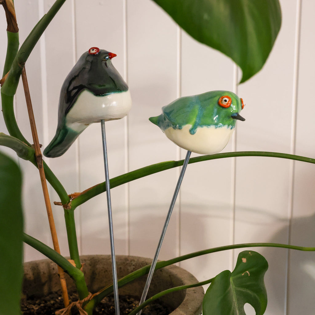Tītitipounamu ceramic sculpture, New Zealand's smallest native bird
